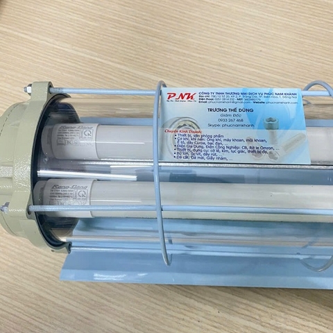 BỘ ĐÈN LED CHỐNG NỔ RẠNG ĐÔNG CN01 1200/40W.PLUS 40W 6500K 220V IP54 (GỒM MÁNG VÀ 2 BÓNG LED THỦY TINH)