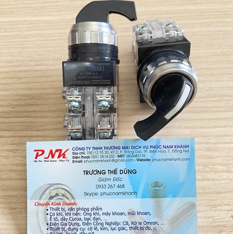CÔNG TẮC XOAY 3 VỊ TRÍ HANYOUNG CRSL-253A1 5A 250V 25MM