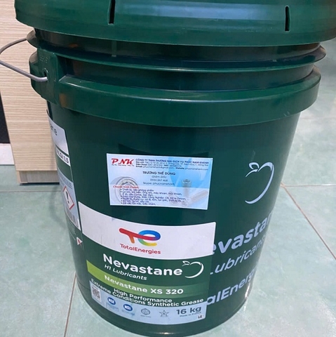 MỠ TOTAL NEVASTANE XS 320 (16KG/XÔ)
