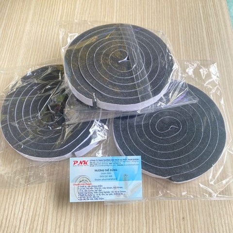 RON MÚT XỐP CÓ LỚP KEO DÁN KHUNG CỬA 15MMx10MMx2M