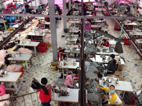 Xưởng may quần áo bảo hộ lao động chất lượng