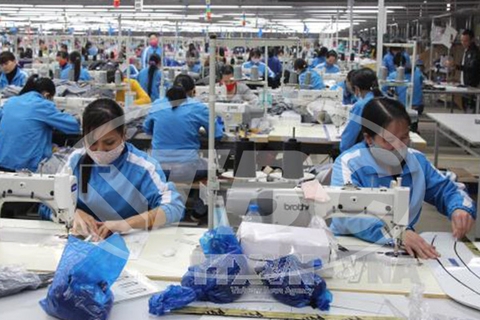 Quần áo bảo hộ tại Cụm công nghiệp Tân Hương - Thái Nguyên