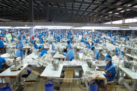 Quần áo bảo hộ tại Cụm công nghiệp Tân Lập Thái Nguyên