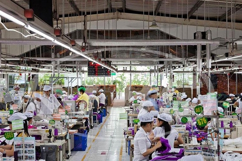 Quần áo bảo hộ tại Cụm công nghiệp Sơn Phú - Thái Nguyên