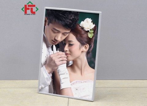 Ảnh viền nhựa
