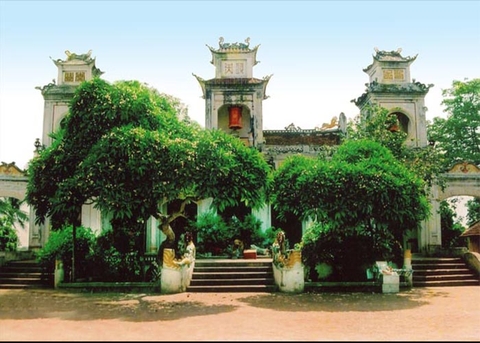 Di tích lịch sử văn hóa đền Bảo Lộc