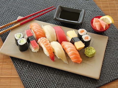 Sushi tôm hùm đậu xanh