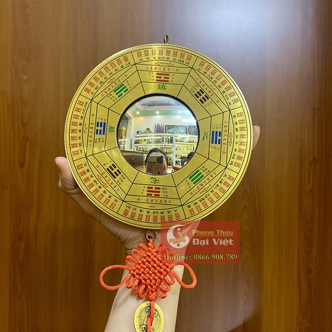 Guong-hau-thien-bat-quai-cau-loi