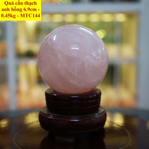 Quả cầu thạch anh hồng tự nhiên ĐK 6.9cm - 0.45kg - MTC144