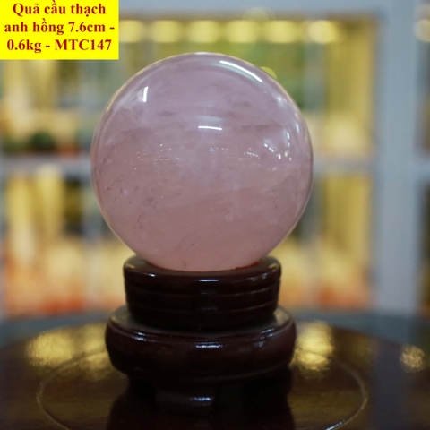 Quả cầu thạch anh hồng tự nhiên ĐK 7.6cm - 0.6kg - MTC147