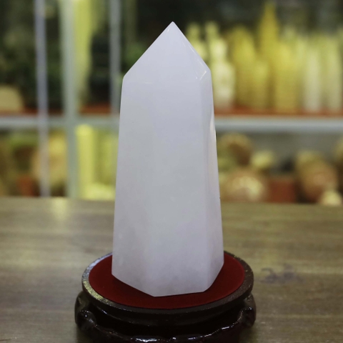 Trụ đá thạch anh trắng đục 15.5x6.5cm-0.95kg-MTA378