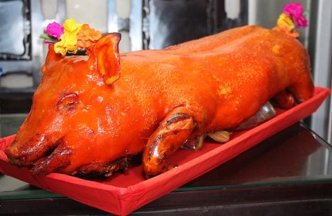 Heo quay cúng lễ