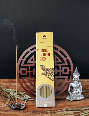 Nhang khuynh diệp hộp ~ 100 cây (Dài 40 cm)