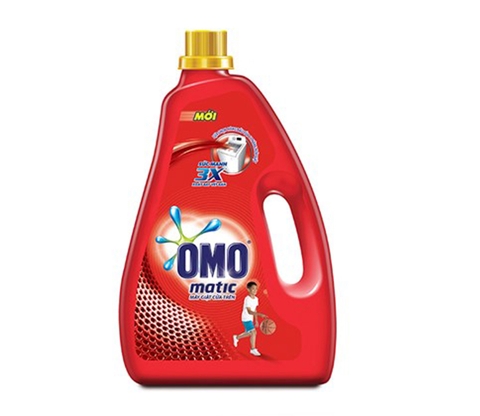 Nước giặt Omo Matic Cửa trên Dịu nhẹ trên da chai 2,4kg