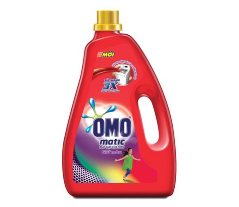 Nước giặt Omo Matic Cửa trên Giữ màu chai 2,4kg