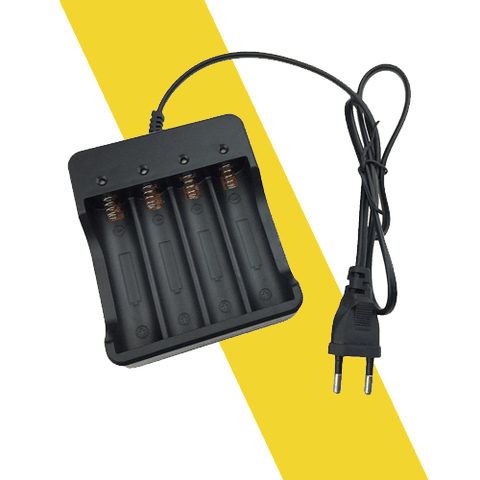 Bộ Sạc 4 Pin Lithium Li-Ion 18650 3.7V