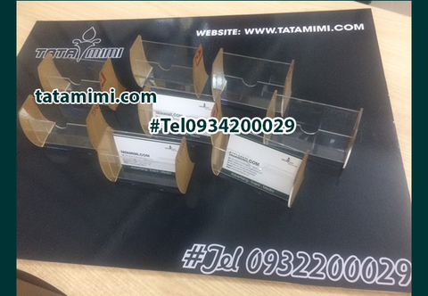 Hộp card,kệ card bằng chất liệu mica để bàn