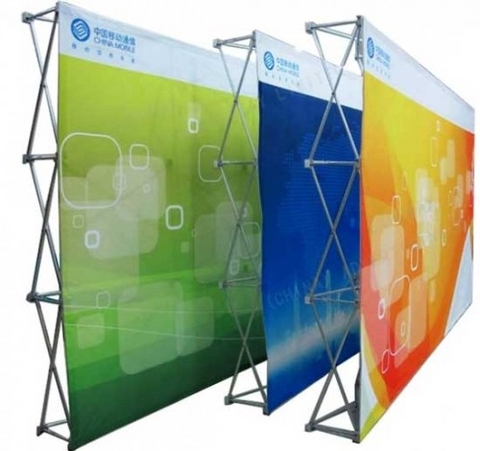 Backdrop di động làm sân khấu ngoài trời