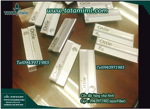Biển tên-thẻ tên nhân viên in logo cố định