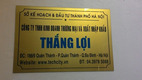 Biển công ty đẹp và sang trọng