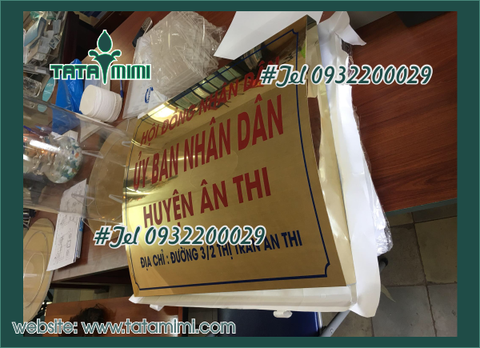 Làm biển công ty bằng đồng hay inox ăn mòn điện phân lấy nhanh