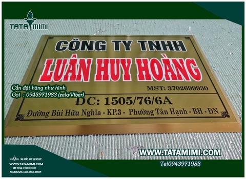 Biển công ty inox màu vàng được ưa chuộng