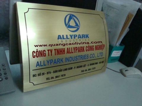 Biển công ty chất liệu đồng, inox ăn mòn điện phân