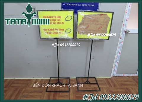 Biển chỉ dẫn tòa nhà với thiết kế tinh tế