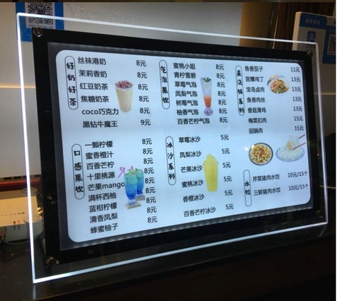 Biển menu led với nội dung in decal 