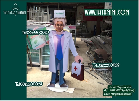 Chúng tôi chuyên sản xuất và làm standee hình người giá rẻ các loại
