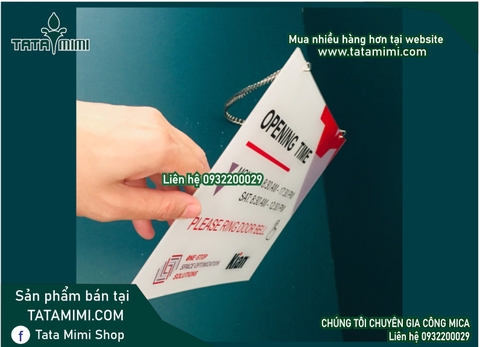 Bảng giờ mở cửa và số điện thoại in lên mica
