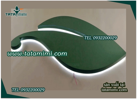 Cắt khắc chữ mica công nghệ cao