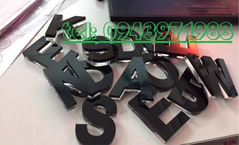 Cắt khắc chữ theo yêu cầu trên chất liệu mica gỗ