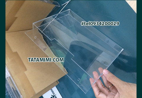Một số kệ checklist làm từ mica trong và mica màu