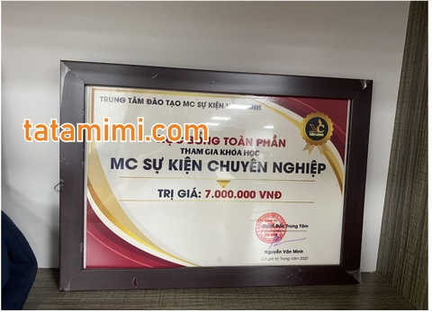 Cần khung để làm chứng nhận tốt nghiệp