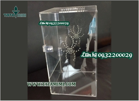 Mica tạo thành hộp được khắc hoa văn