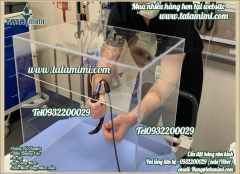 Sản xuất hộp chụp mica trong phòng chống dịch covid