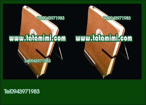 Kệ sách mica 5mm uốn chữ A