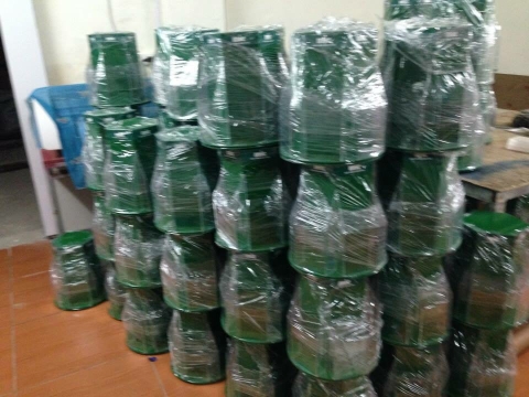Kệ mica xoay kích thước A4