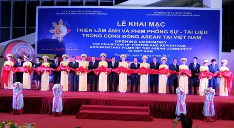 Triển lãm Ảnh và Phim phóng sự - tài liệu trong cộng đồng ASEAN