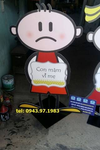 Standee mô hình quảng cáo đặt hàng theo yêu cầu