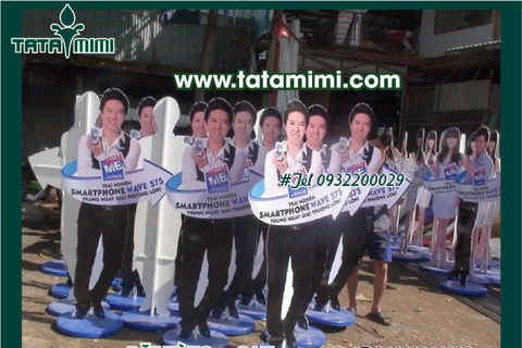 Standee hình nộm chất liệu fomex tràn decall