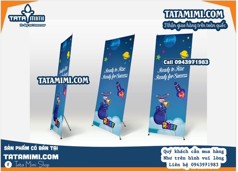 Standee chữ X được sử dụng trong nhà