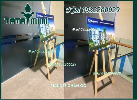 Standee gỗ có săn tại TPHCM