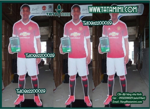 Standee mô phỏng hình người