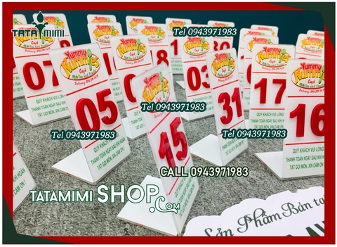 Thẻ bàn cà phê cắt dán chữ nổi mica