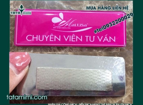 Thẻ tên nhân viên kết hợp các màu