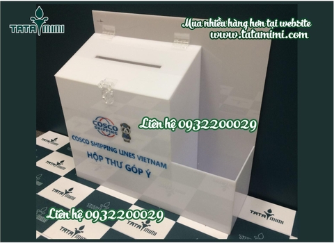 Thùng mica thu thập ý kiến của khách hàng
