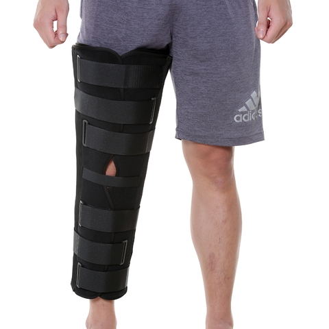 Three panel knee immobilizer