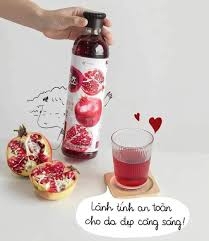 Giấm lựu hữu cơ Deasang 900ml, vị lựu – chai - Hàng Nhật nội địa